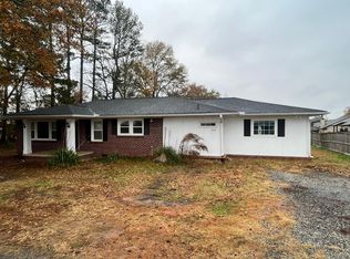 104 Main St, Pelzer, SC 29669