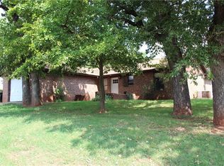820 S Iowa Ave, Chandler, OK 74834