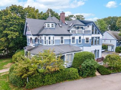 141 Pleasant St APT 3, Attleboro, MA, 02703