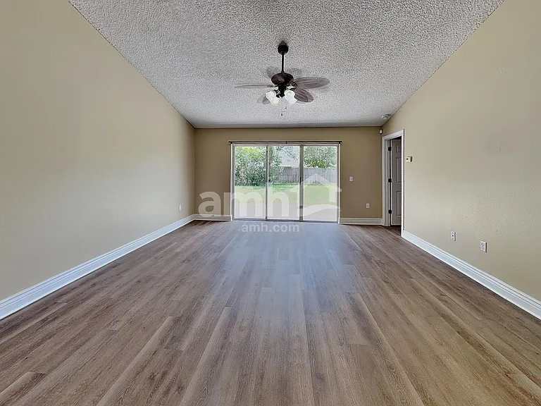 6785 Bermuda Ave — Photo 7