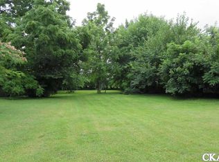 291 Elm St, Crab Orchard, KY 40419