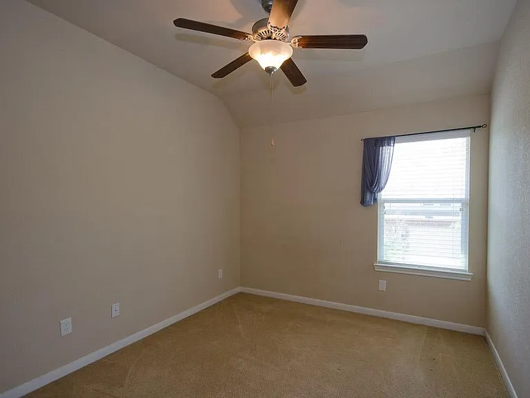7 Umbria Ln — Photo 22
