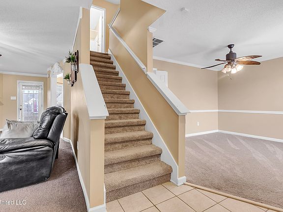 4th image of 124 Oakleigh Dr