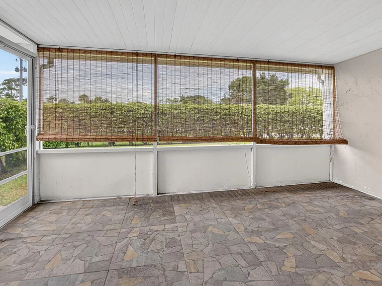 2401 Del Aire Blvd #101 — Photo 38