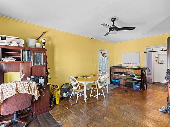5th image of 9125 Cherry St