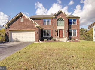 5303 Chestnut Manor Ct, Upper Marlboro, MD 20772