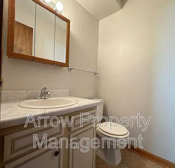 3831 S 46th St #1 — Photo 9