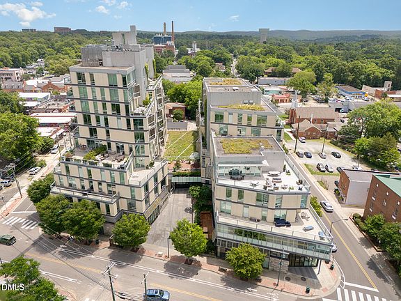 2nd image of 601 W Rosemary St #514