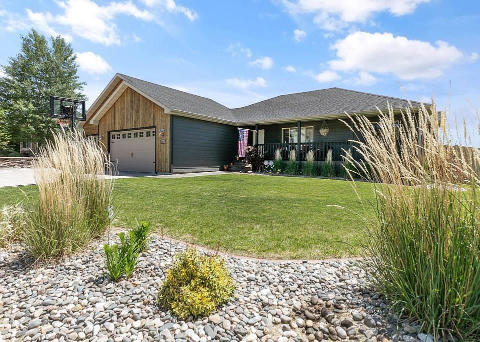 1st image of 3017 Golden Acres Dr