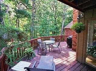 4045 Hidden Woods Dr #1, Bloomfield Hills, MI 48301