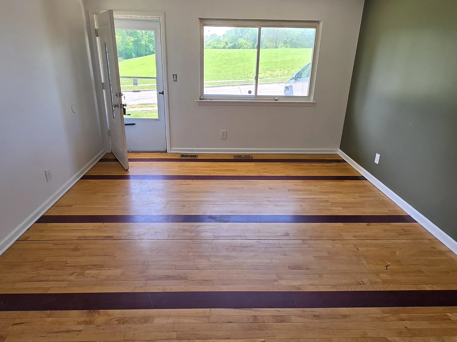 188 Vernon Drive - 1 — Photo 2