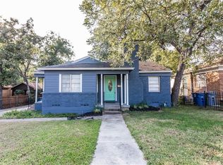 702 Reverchon Dr, Dallas, TX 75211