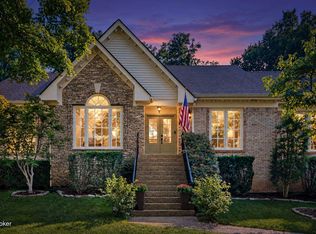 1613 Grey Owl Ct, Louisville, KY 40223
