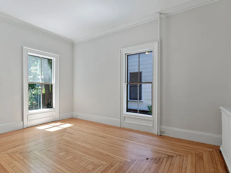 34 Cushman St #1 — Photo 11