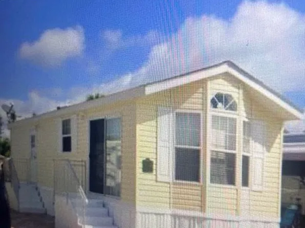 3787 Sesame Ln, Bonita Springs, FL 34134