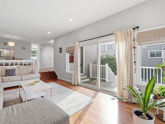 2nd image of 255 North Rd Unit 103