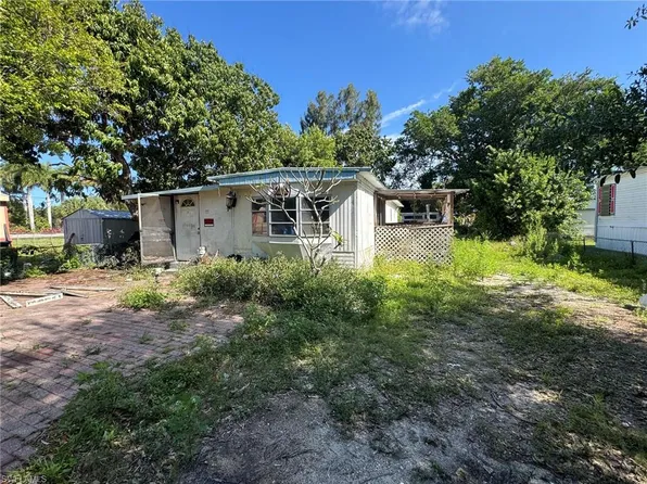 2919 Karen DR, NAPLES, FL 34112