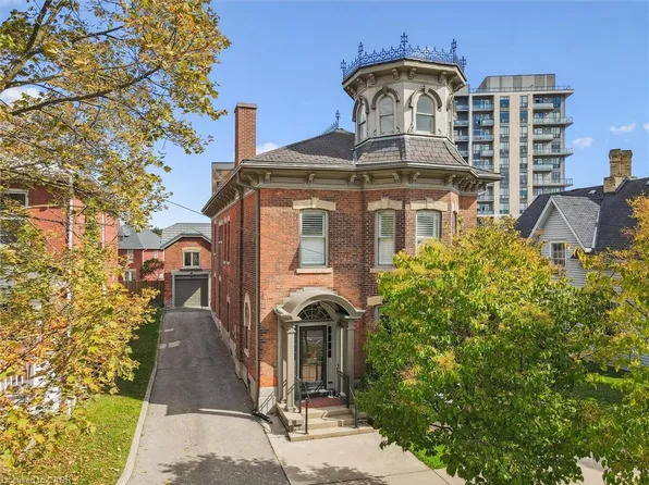 143 Norfolk St, Guelph, ON N1H 4J7