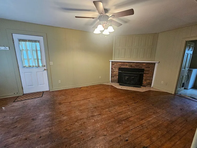 491 Westgate Dr — Photo 11