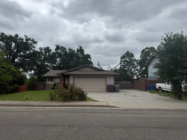 2035 Stonybrook Dr, Red Bluff, CA 96080