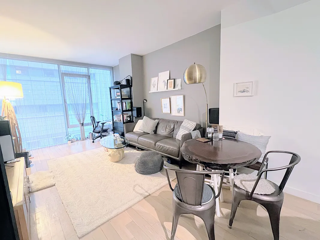 50 Franklin Street 3E