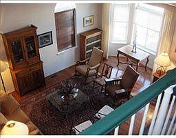 3rd image of 6623 Robindale Dr