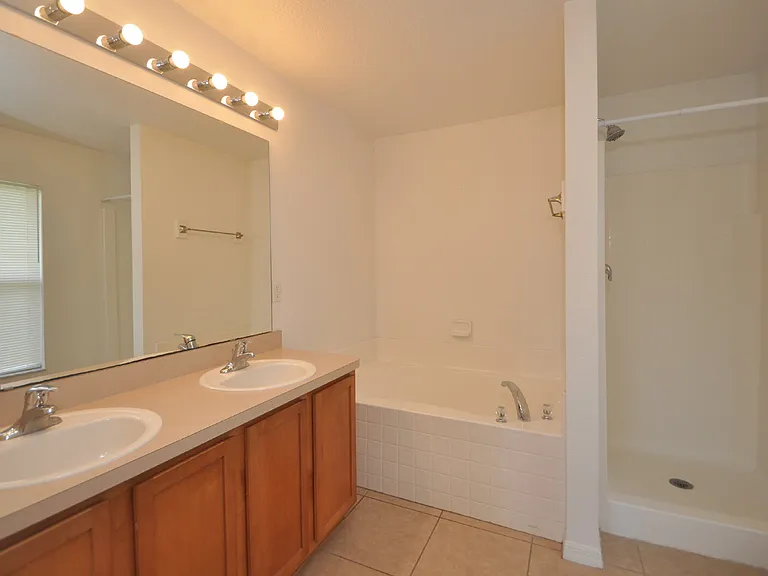 37 Louisburg Ln — Photo 21