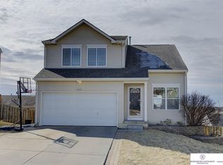15307 Bondesson St, Bennington, NE 68007