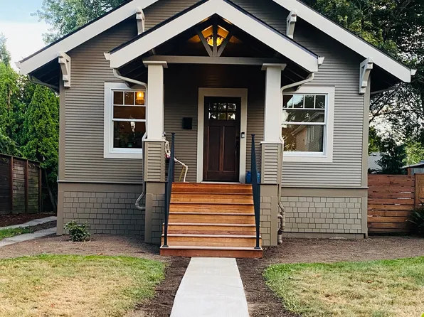 2036 SE Harold St, Portland, OR 97202