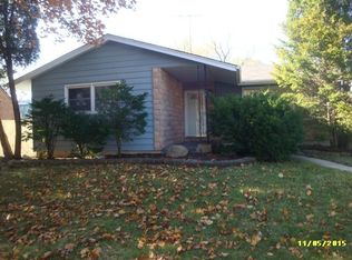 3304 Emmaus Ave, Zion, IL