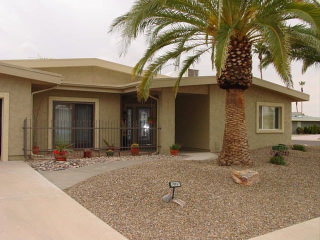 Beautiful Stucco Home in the Active Adult Community of Sun City.