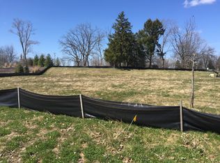 N55W21072 Carters Crossing Cir, Menomonee Falls, WI 53051