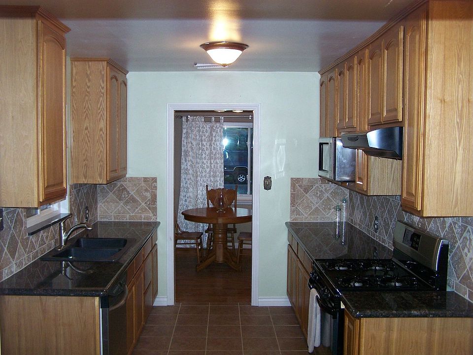 2nd image of 3101 Terrace Way