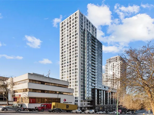 5665 Boundary Rd #2206, Vancouver, BC V5R 0E4