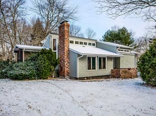 269 Captains Cir, Tiverton, RI 02878