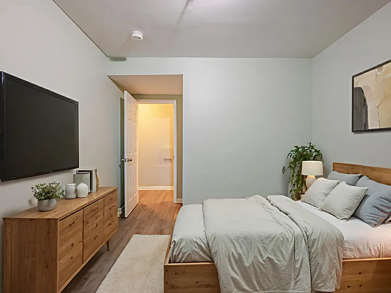 1405 Howard Rd SE #B — Photo 7