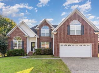 1231 Wentworth Dr, Gallatin, TN 37066