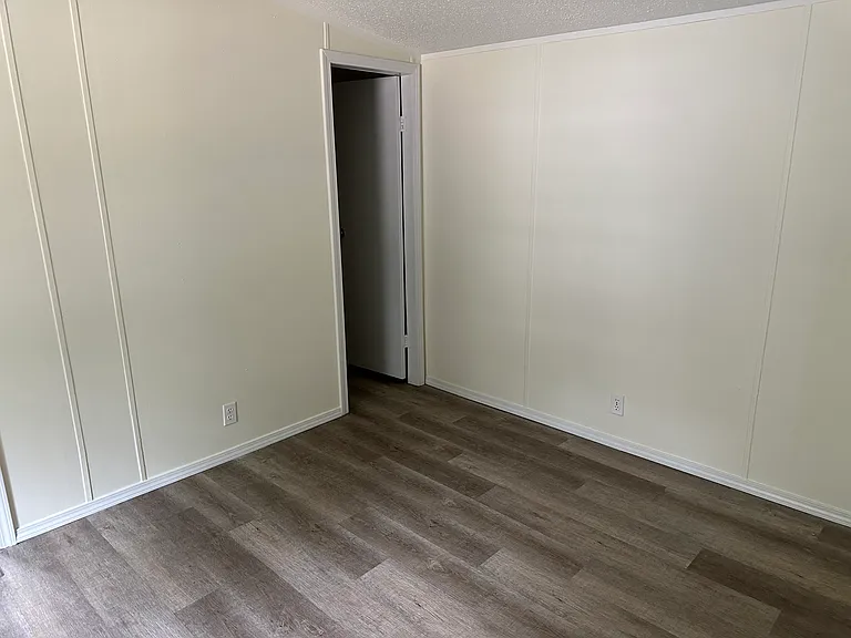140 Baywood Trl — Photo 11