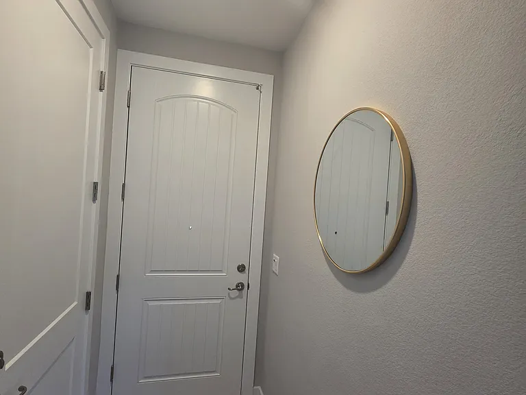 2057 Arbor Ridge Dr — Photo 3