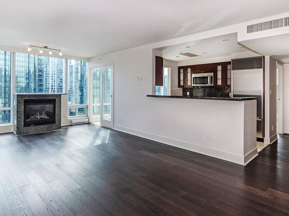 2 bedroom rental in Vancouver — photo 2