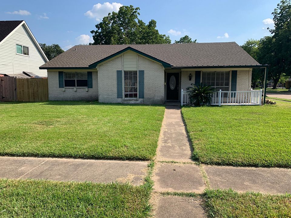 1st image of 306 Una Dr