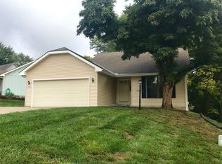 5204 NW 84th Pl, Kansas City, MO 64154