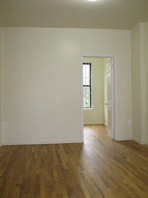 Rented by Tower Brokerage | media 8