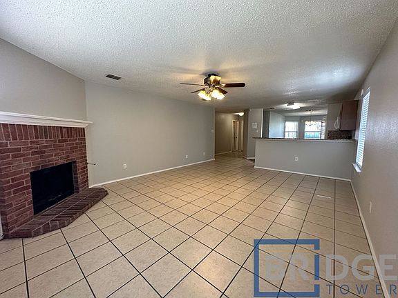 2nd image of 1103 Alexandria Dr