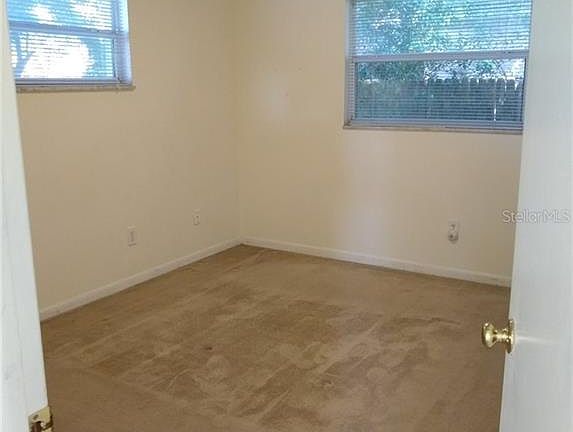 5th image of 1327 Shady Lane Dr