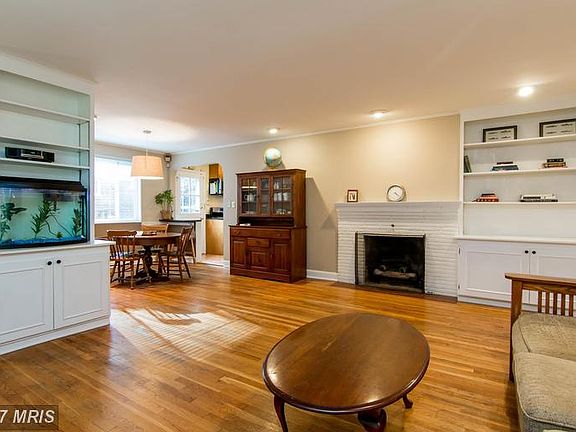 5th image of 2309 Ashboro Dr