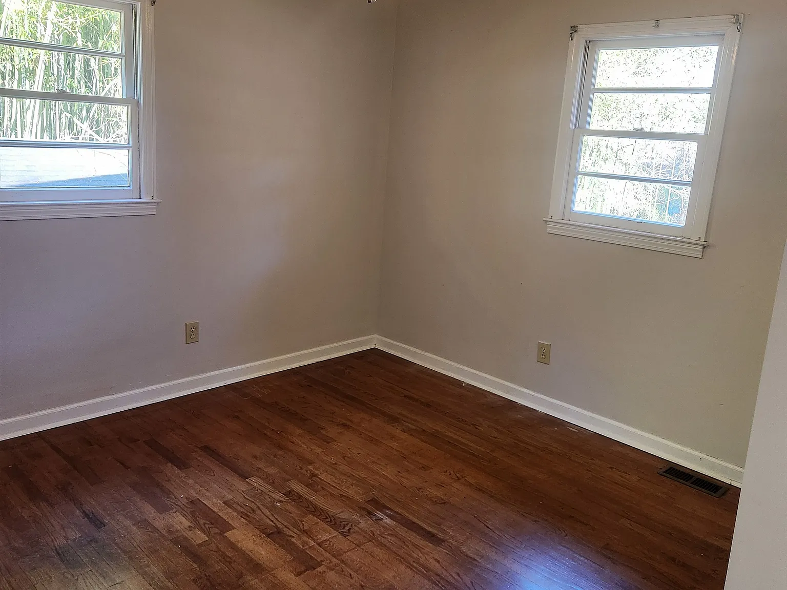 3 bed, 1.5 bath, 1100 sqft, $1,495 — Photo 4