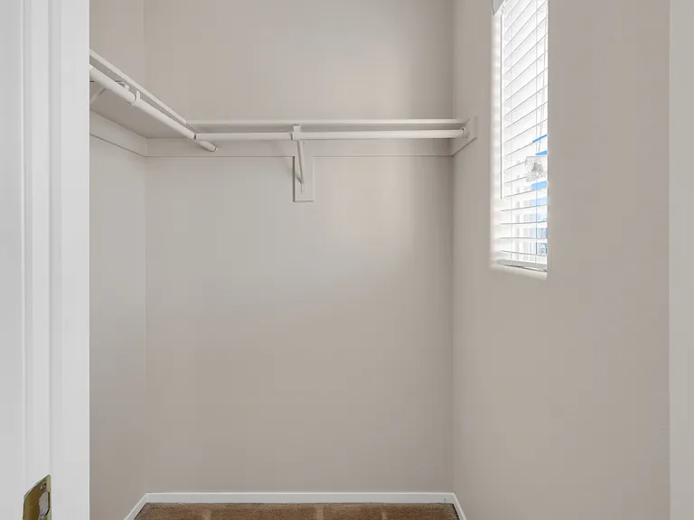 6423 Alderlyn Ave — Photo 20