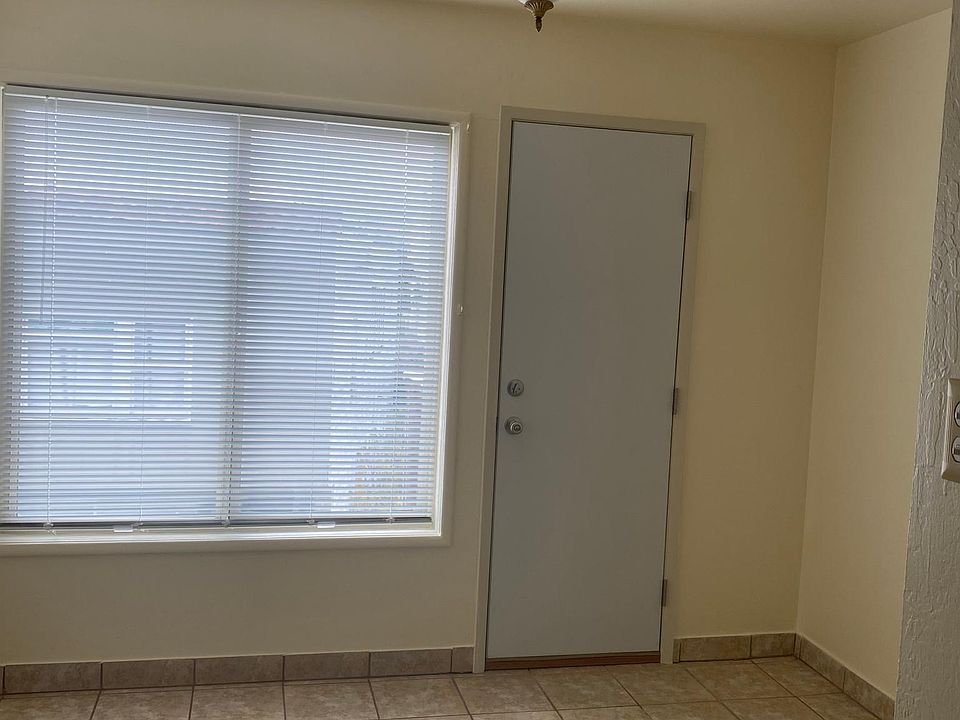1st image of 143 28th St #1
