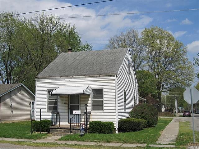 1st image of 200 N Jefferson St